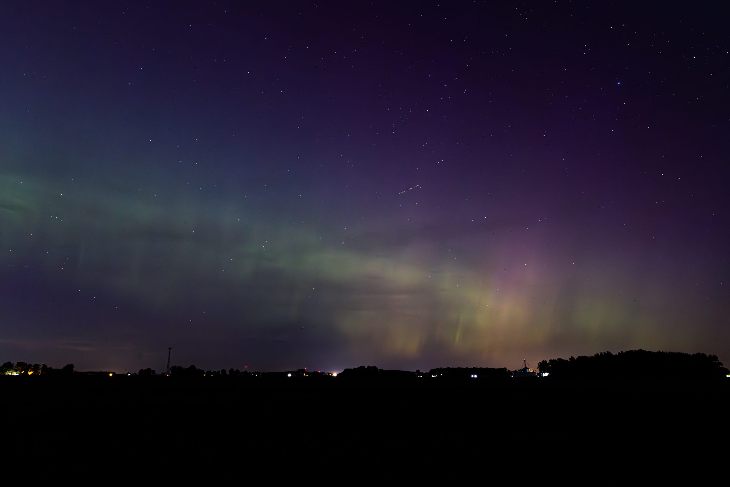 Aurora Borealis At This Time of Year? In This Part of the Country?